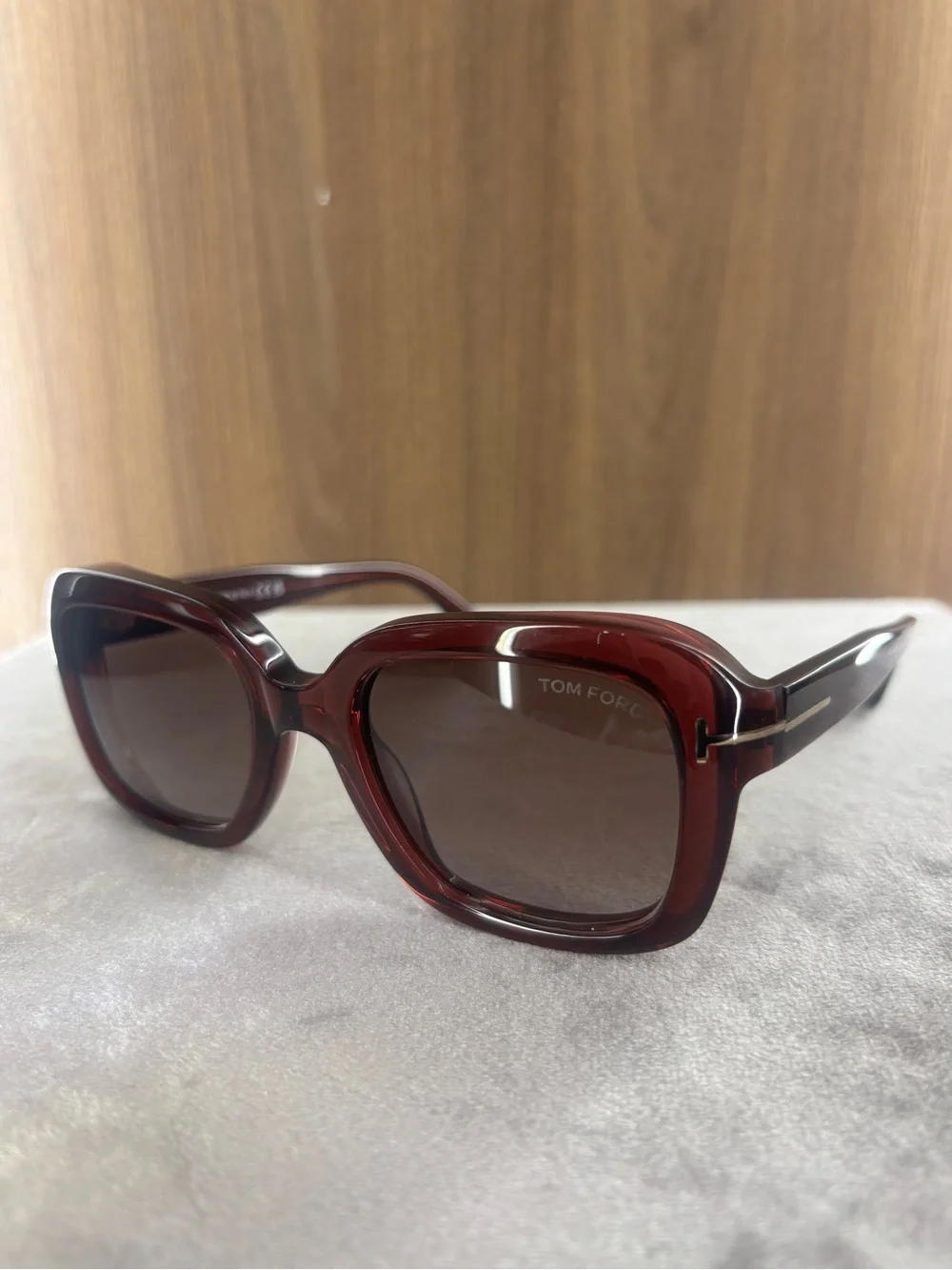 Tom Ford Natalia-02 TF1283 69T Burgundy Sunglasses 52-20-140 New